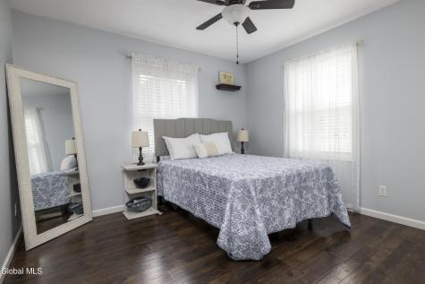 12 Pinewood Hollow Road Queensbury NY 12804