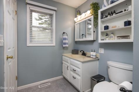 12 Pinewood Hollow Road Queensbury NY 12804