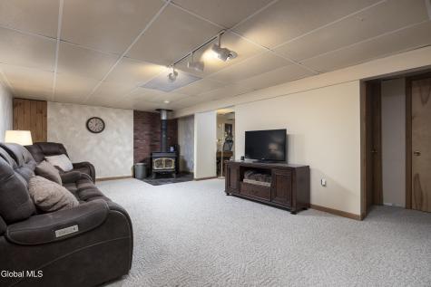 12 Pinewood Hollow Road Queensbury NY 12804