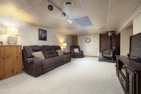 12 Pinewood Hollow Road Queensbury NY 12804