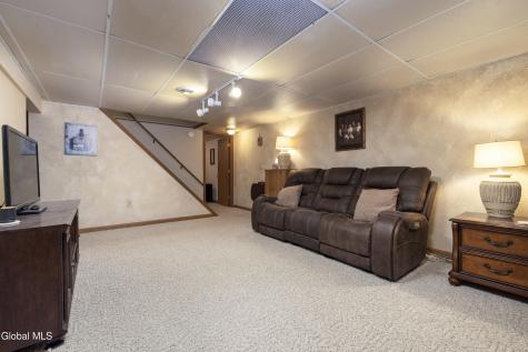 12 Pinewood Hollow Road Queensbury NY 12804