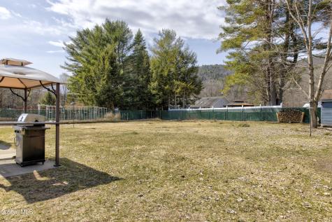12 Pinewood Hollow Road Queensbury NY 12804