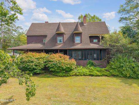 182 Ballston Avenue Saratoga Springs NY 12866