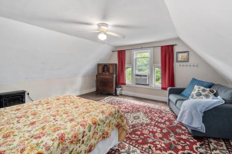 182 Ballston Avenue Saratoga Springs NY 12866