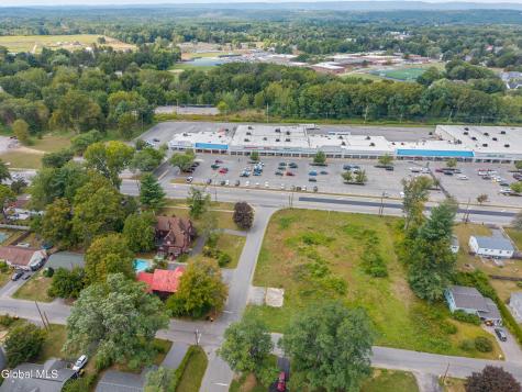 182 Ballston Avenue Saratoga Springs NY 12866