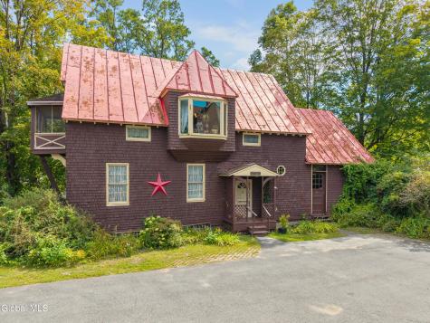 182 Ballston Avenue Saratoga Springs NY 12866