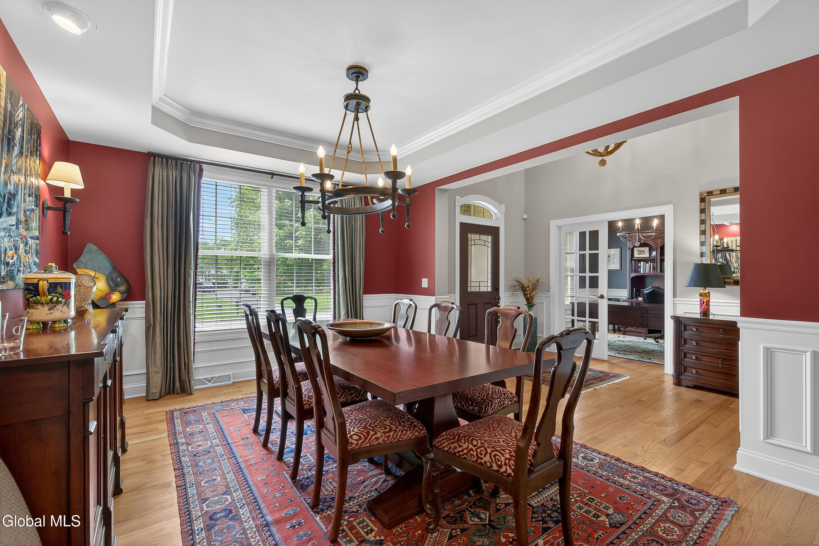 18 Burton Lane Loudonville NY 12211