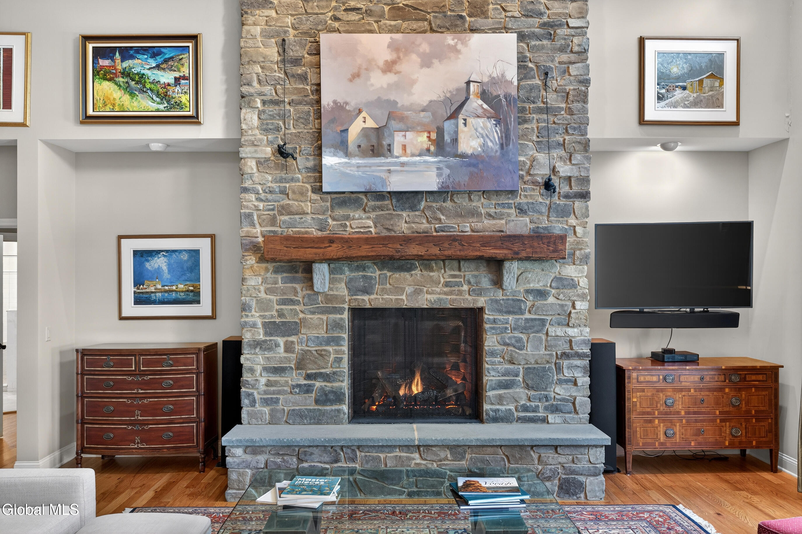 18 Burton Lane Loudonville NY 12211