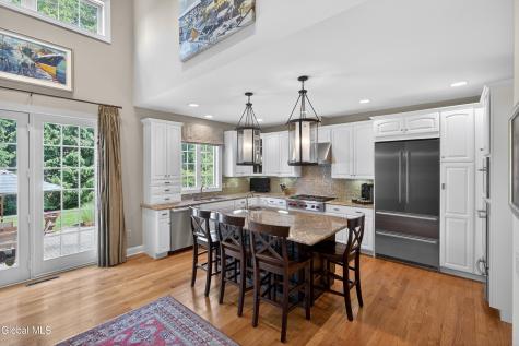18 Burton Lane Loudonville NY 12211