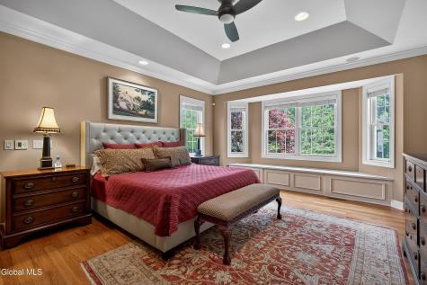 18 Burton Lane Loudonville NY 12211