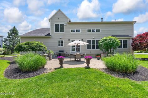 18 Burton Lane Loudonville NY 12211