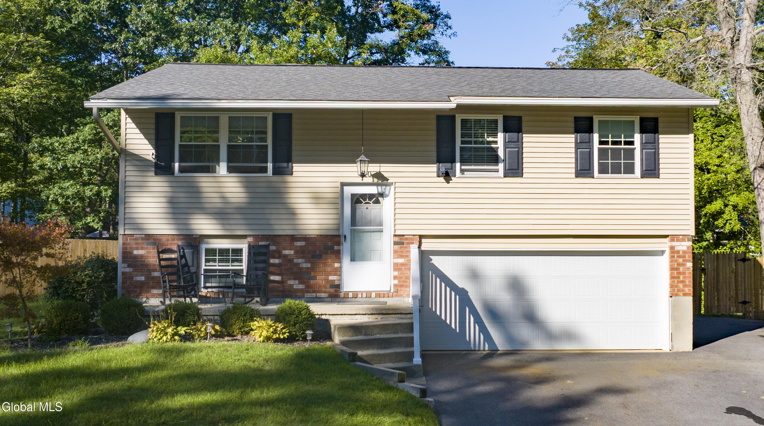 10 Deerleap Place Saratoga Springs NY 12866