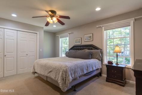 10 Deerleap Place Saratoga Springs NY 12866