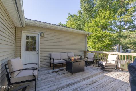 10 Deerleap Place Saratoga Springs NY 12866