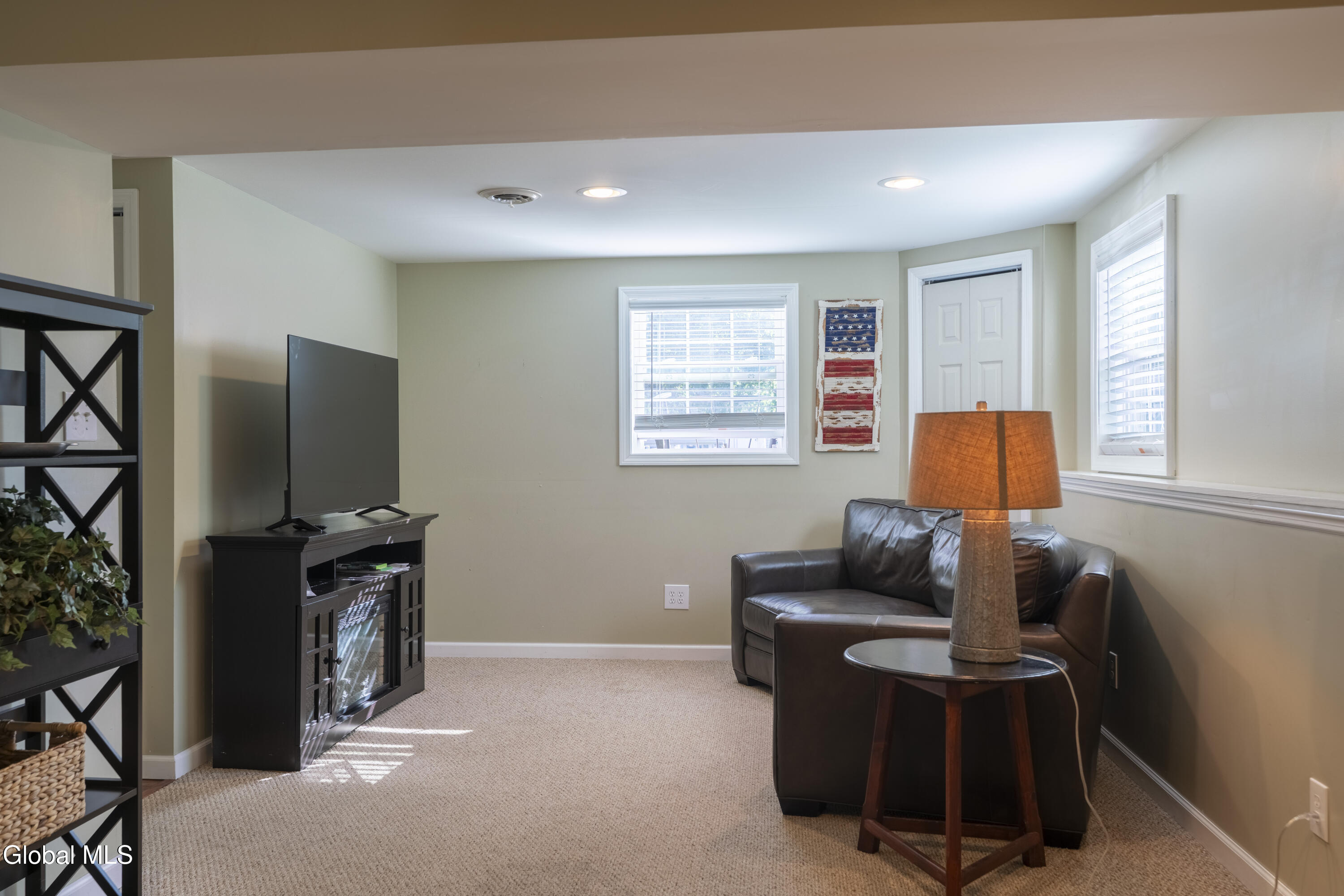 10 Deerleap Place Saratoga Springs NY 12866