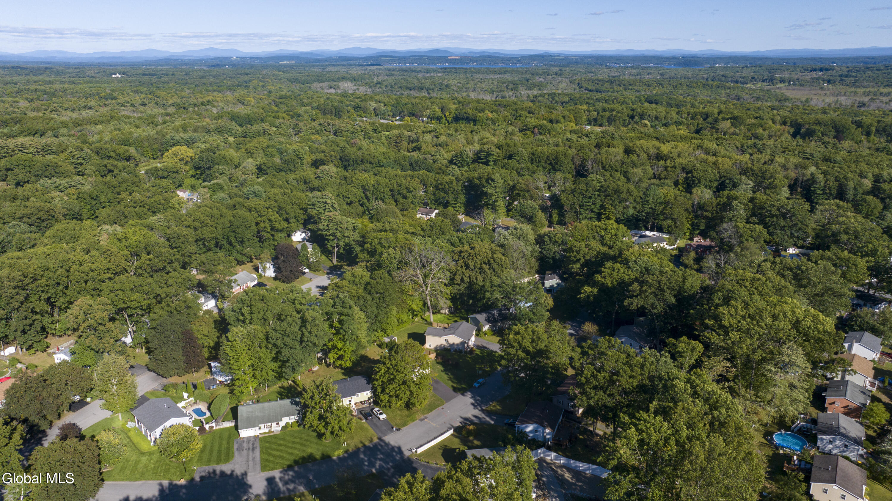 10 Deerleap Place Saratoga Springs NY 12866
