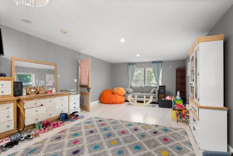 4 North Street Ballston Lake NY 12019