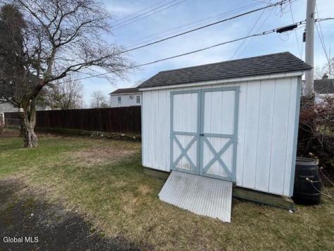 1051 Inner Drive Schenectady NY 12303