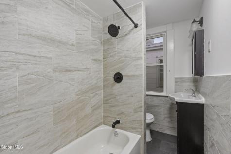 3 Manning Square Albany NY 12206