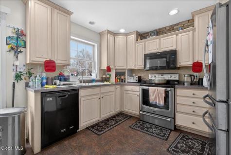 118 Horizon Boulevard Rotterdam NY 12306