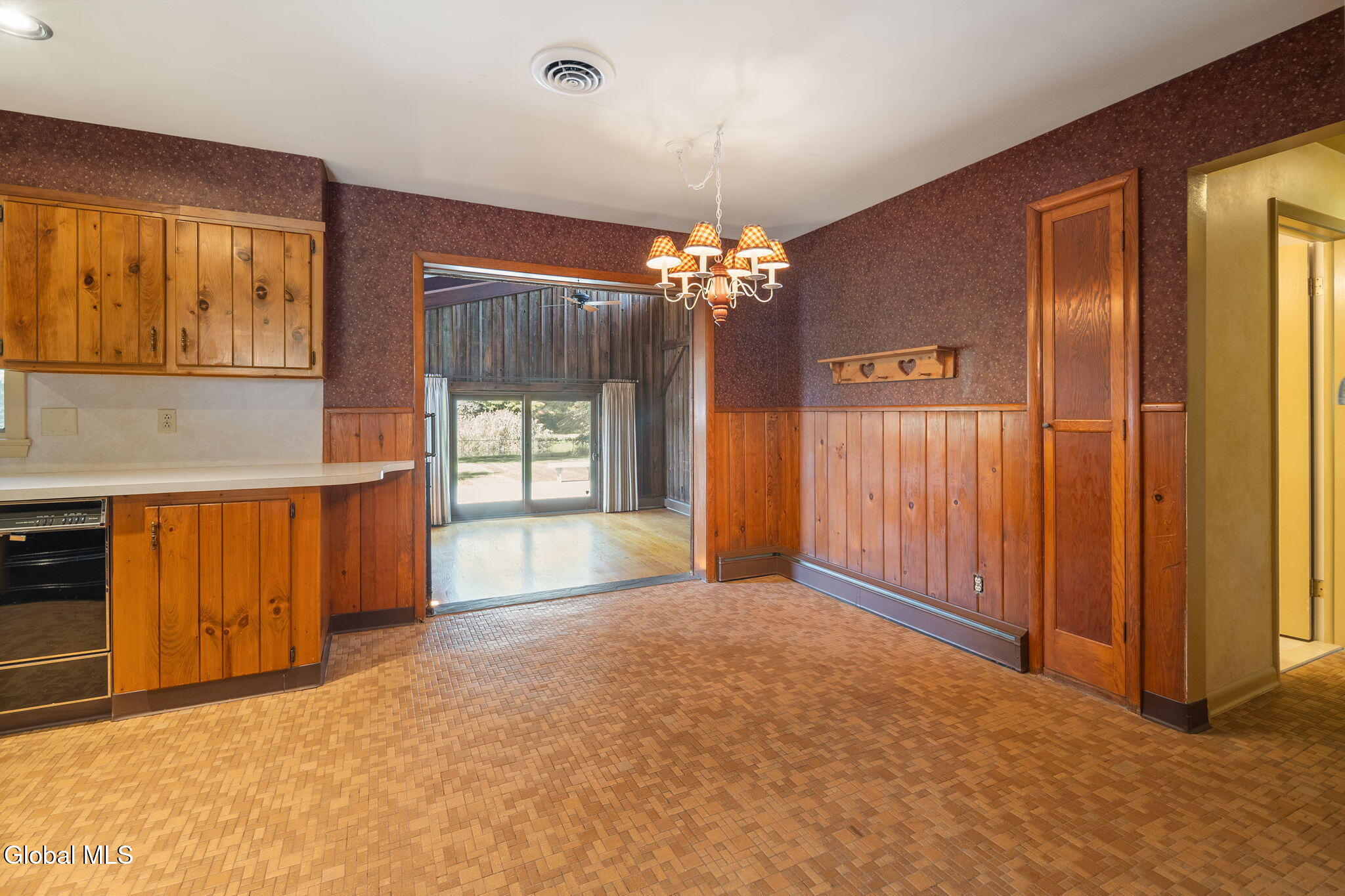 23 Nutwood Avenue Schenectady NY 12304