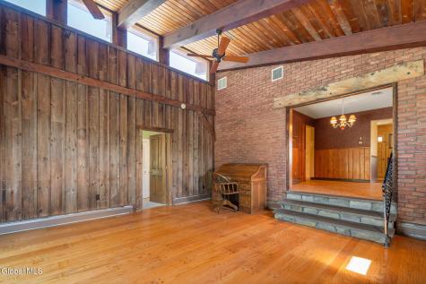 23 Nutwood Avenue Schenectady NY 12304