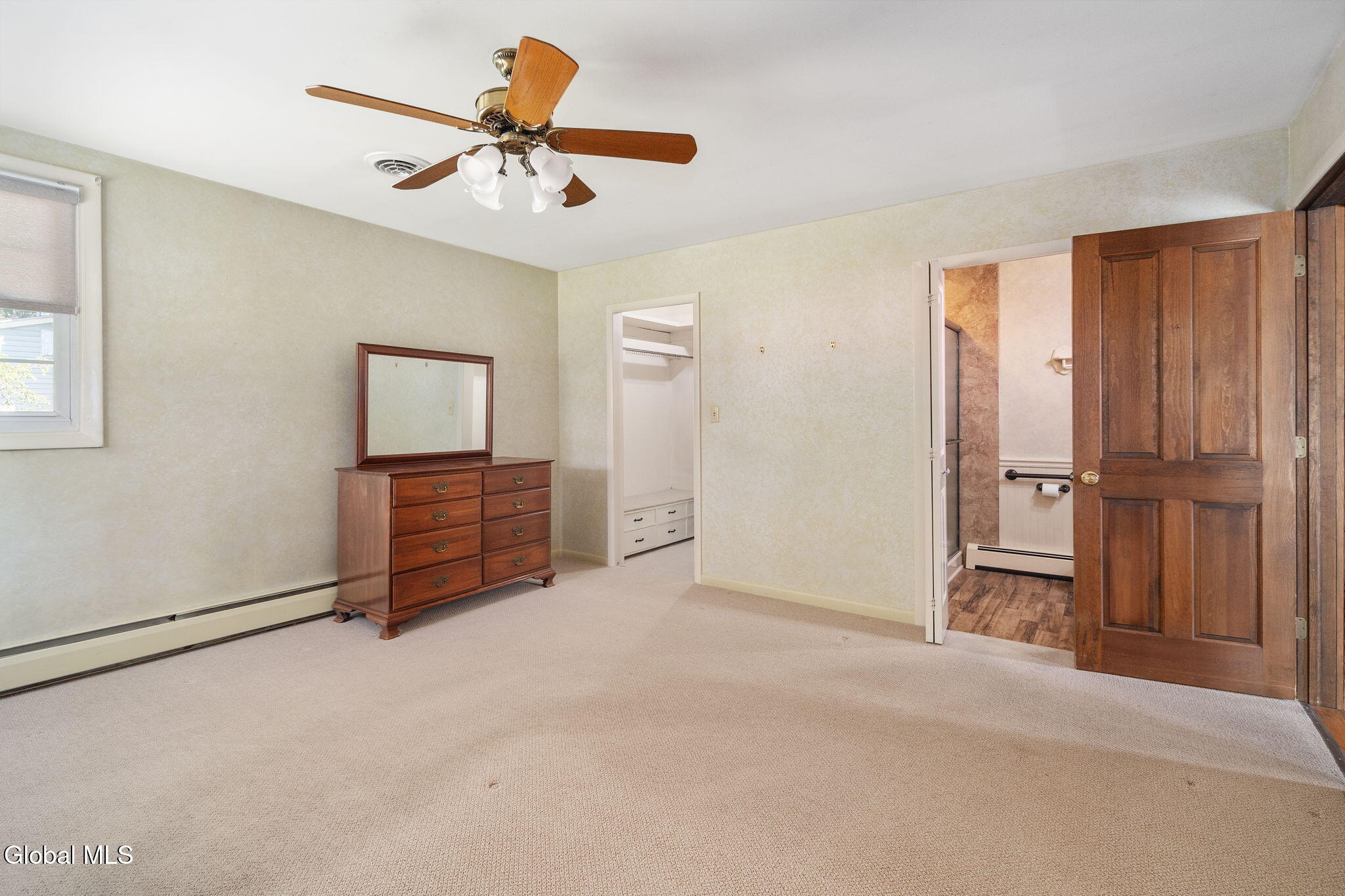 23 Nutwood Avenue Schenectady NY 12304