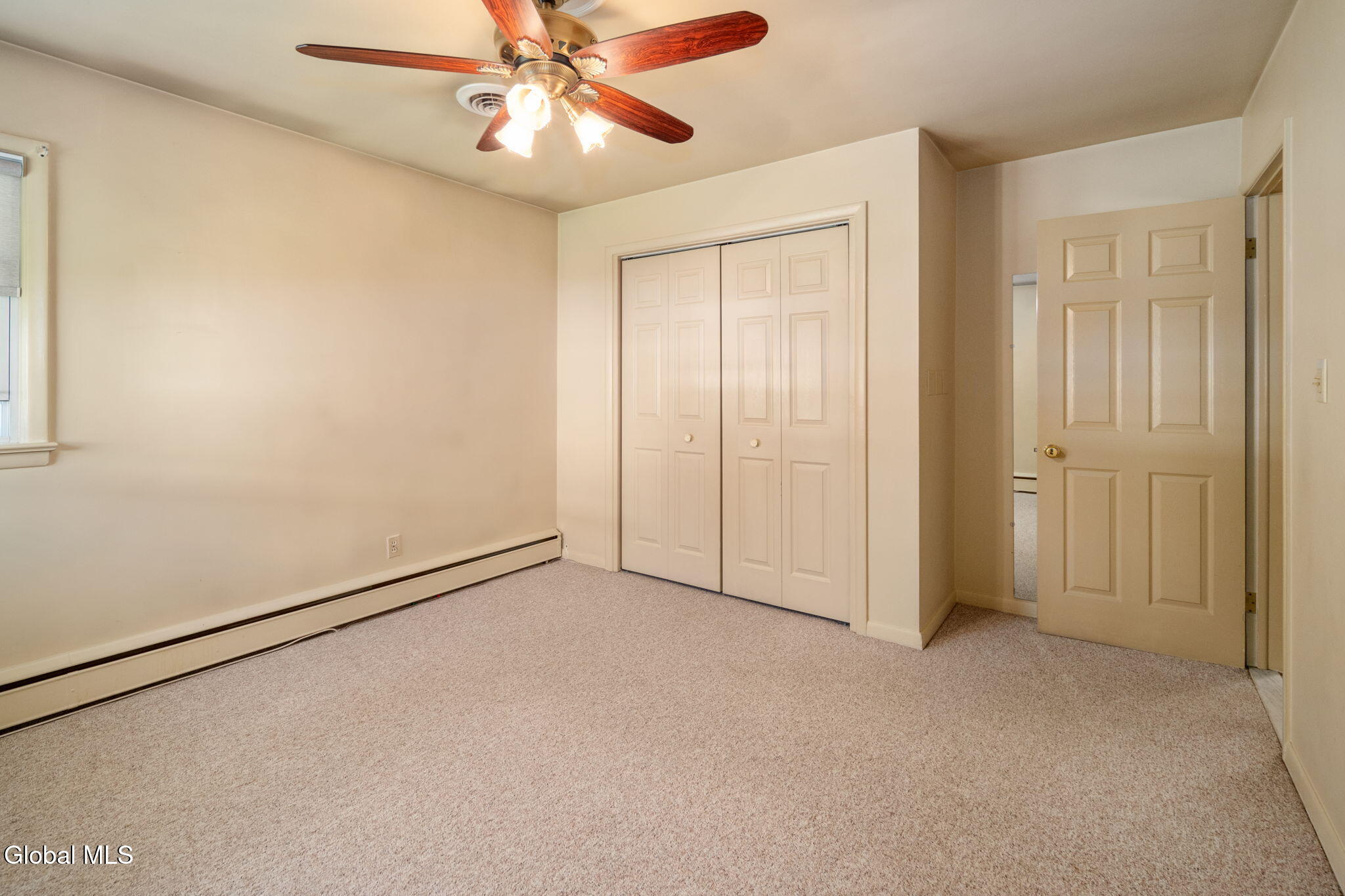 23 Nutwood Avenue Schenectady NY 12304