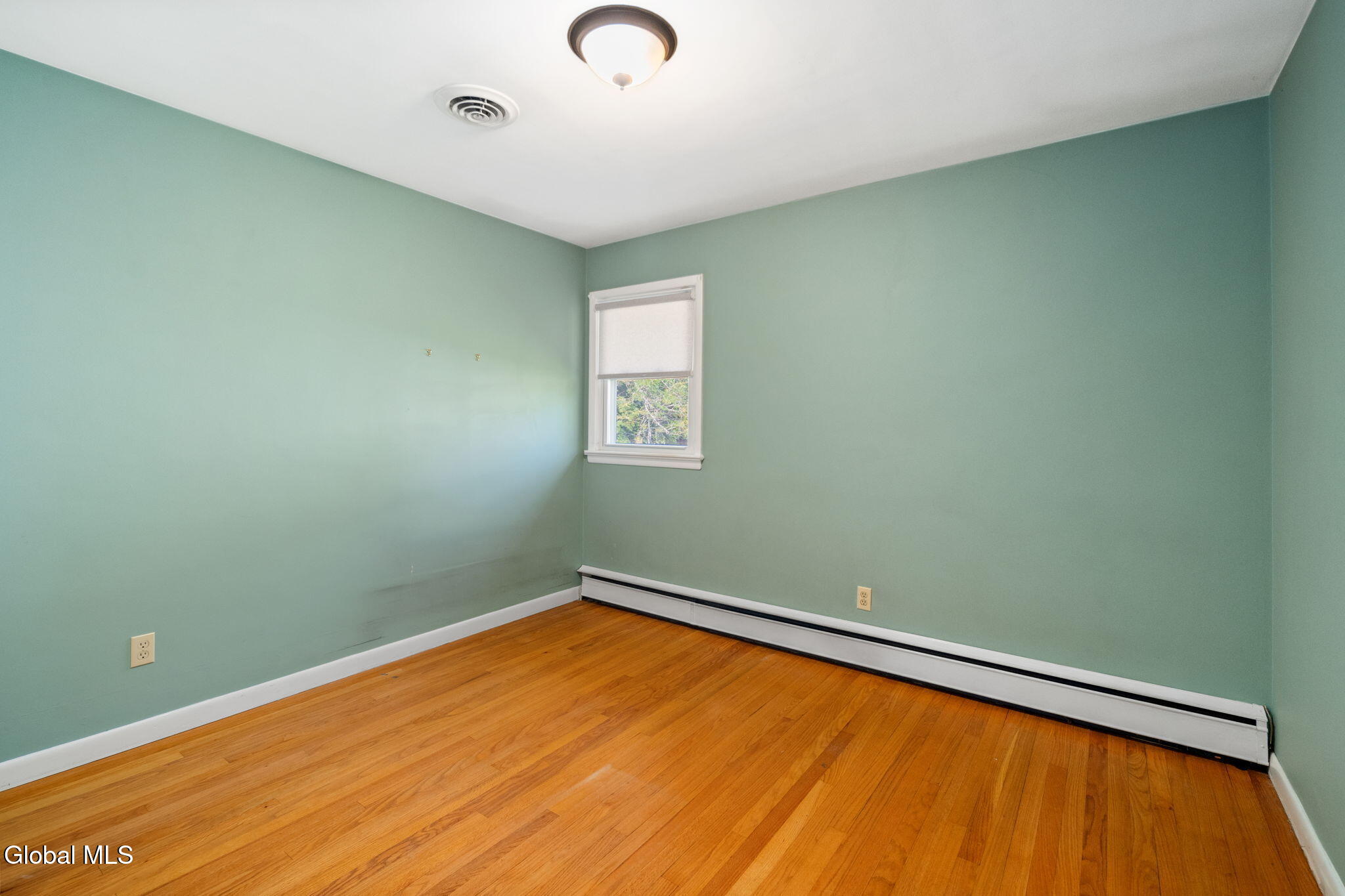 23 Nutwood Avenue Schenectady NY 12304