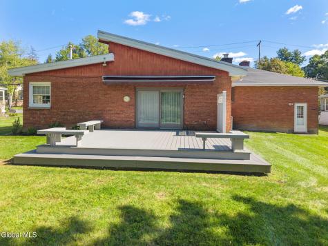 23 Nutwood Avenue Schenectady NY 12304