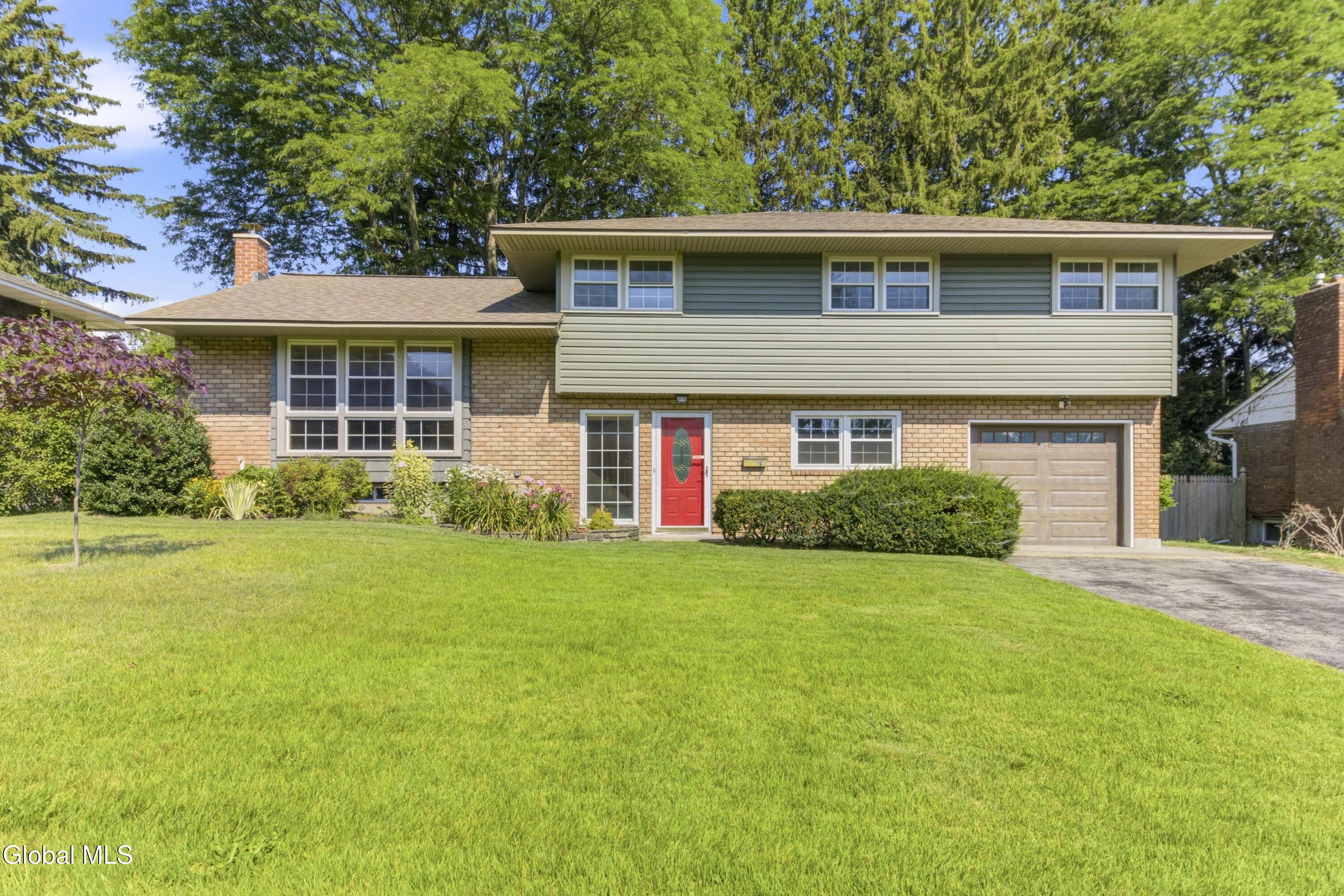 174 Ormond Street Albany NY 12208