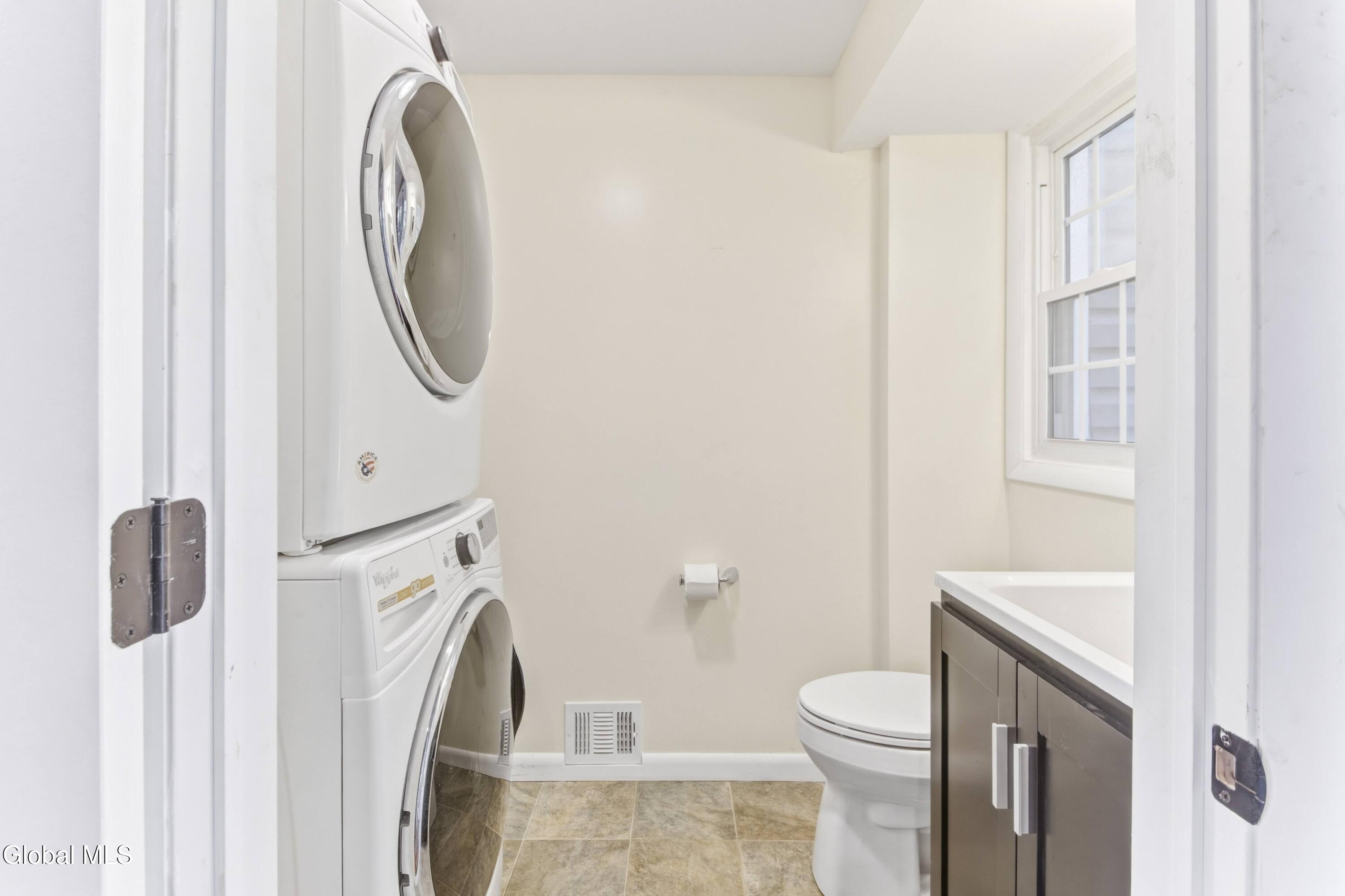 174 Ormond Street Albany NY 12208