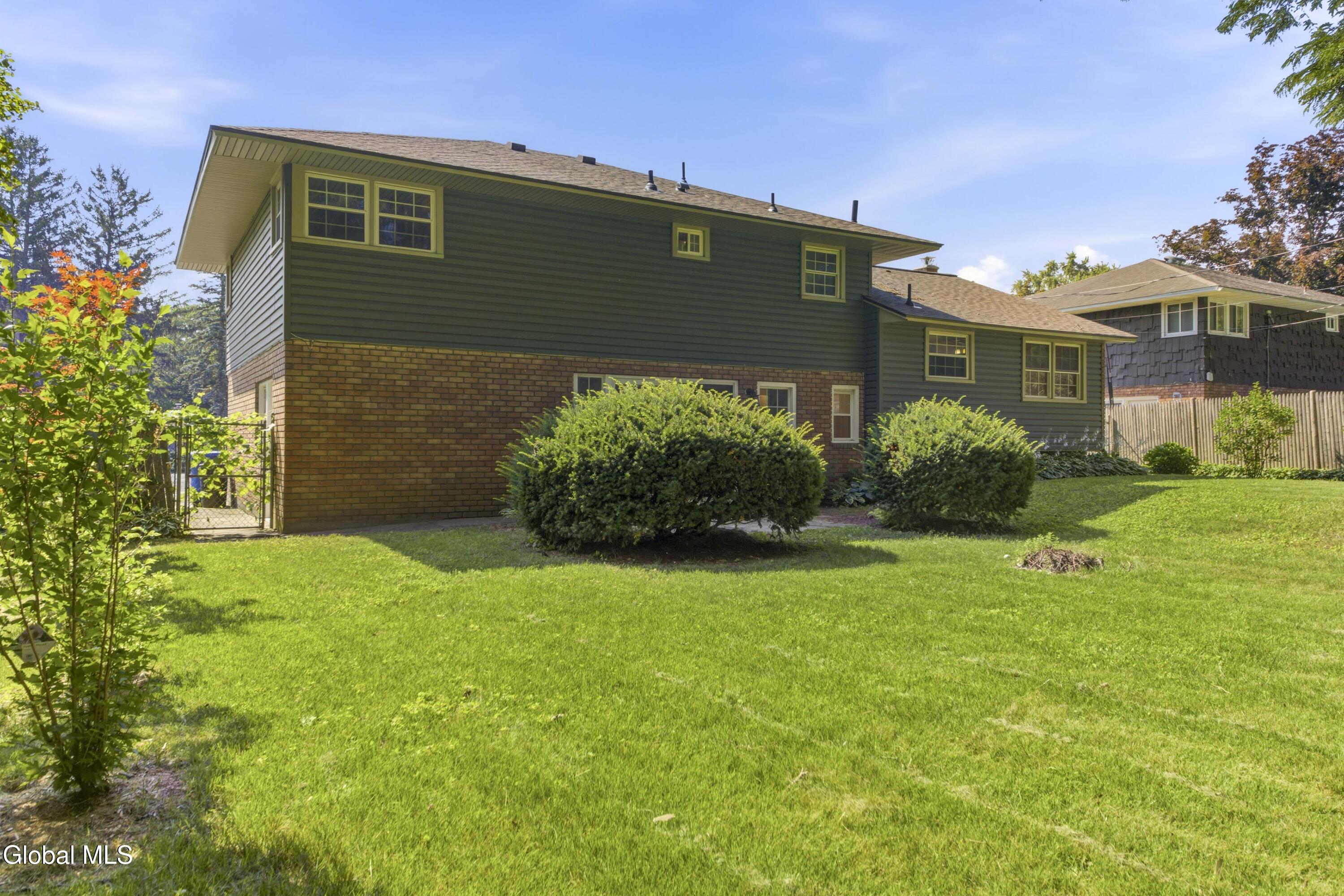 174 Ormond Street Albany NY 12208