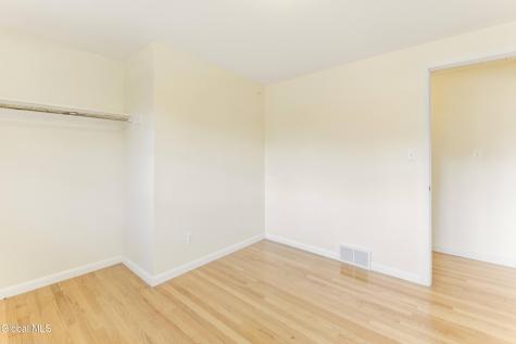 174 Ormond Street Albany NY 12208
