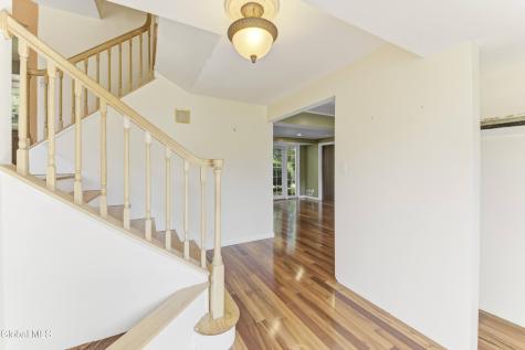 174 Ormond Street Albany NY 12208