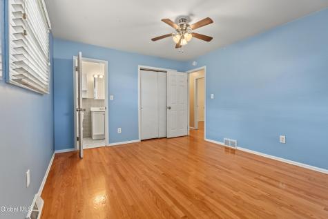 3086 E Old State Road Schenectady NY 12303