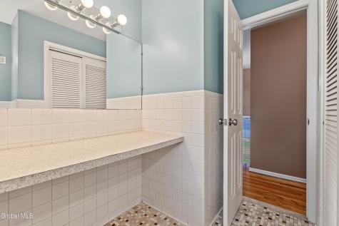 3086 E Old State Road Schenectady NY 12303