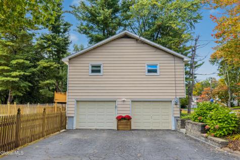 3086 E Old State Road Schenectady NY 12303