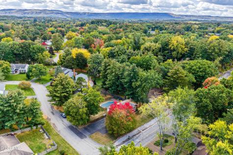 3086 E Old State Road Schenectady NY 12303