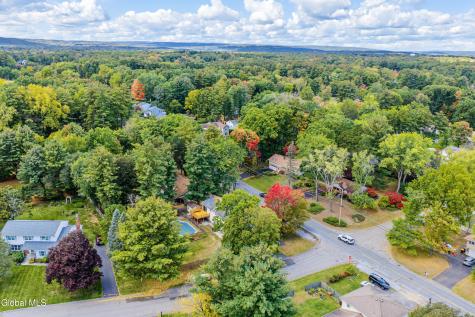 3086 E Old State Road Schenectady NY 12303