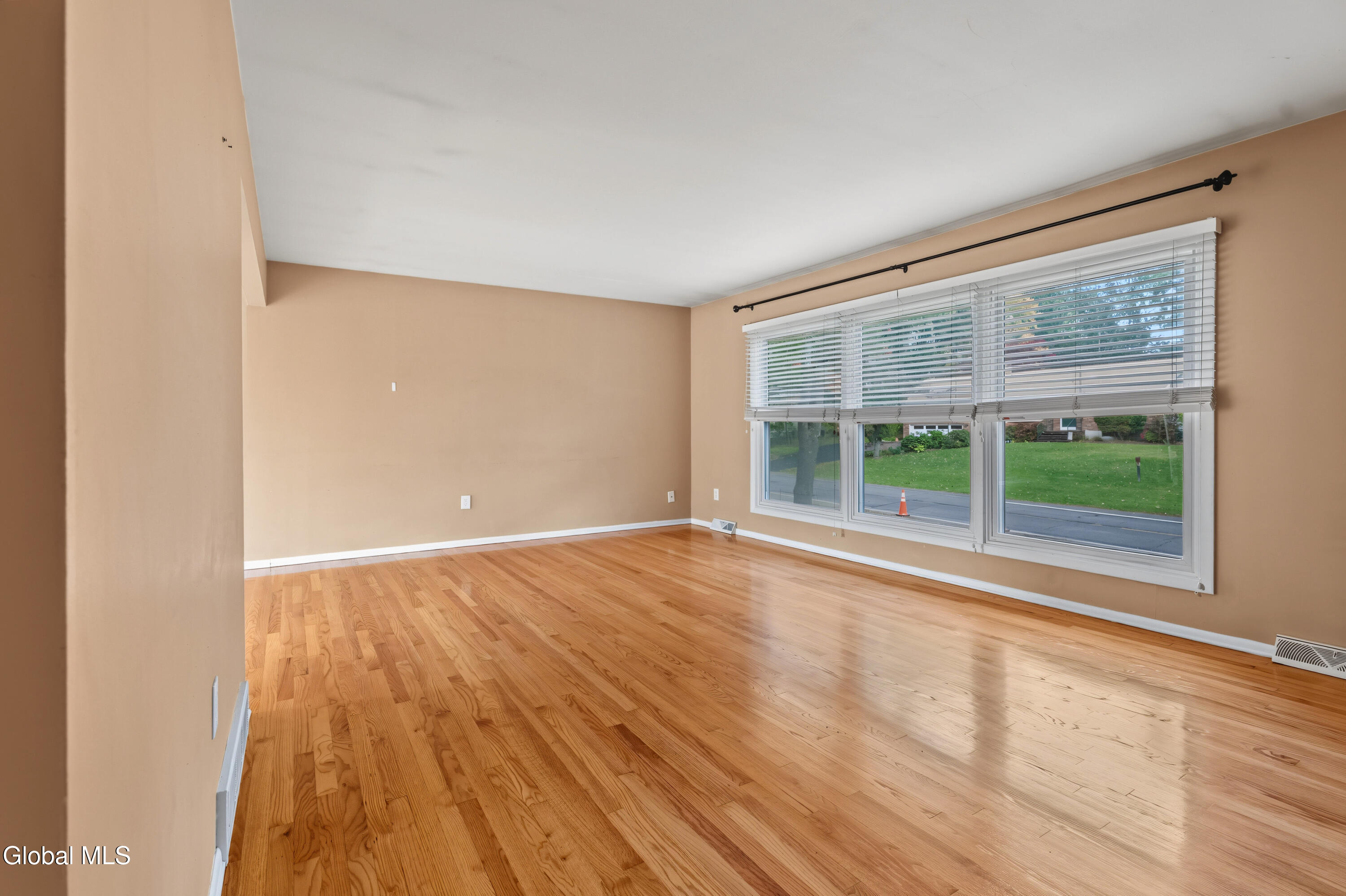 3086 E Old State Road Schenectady NY 12303