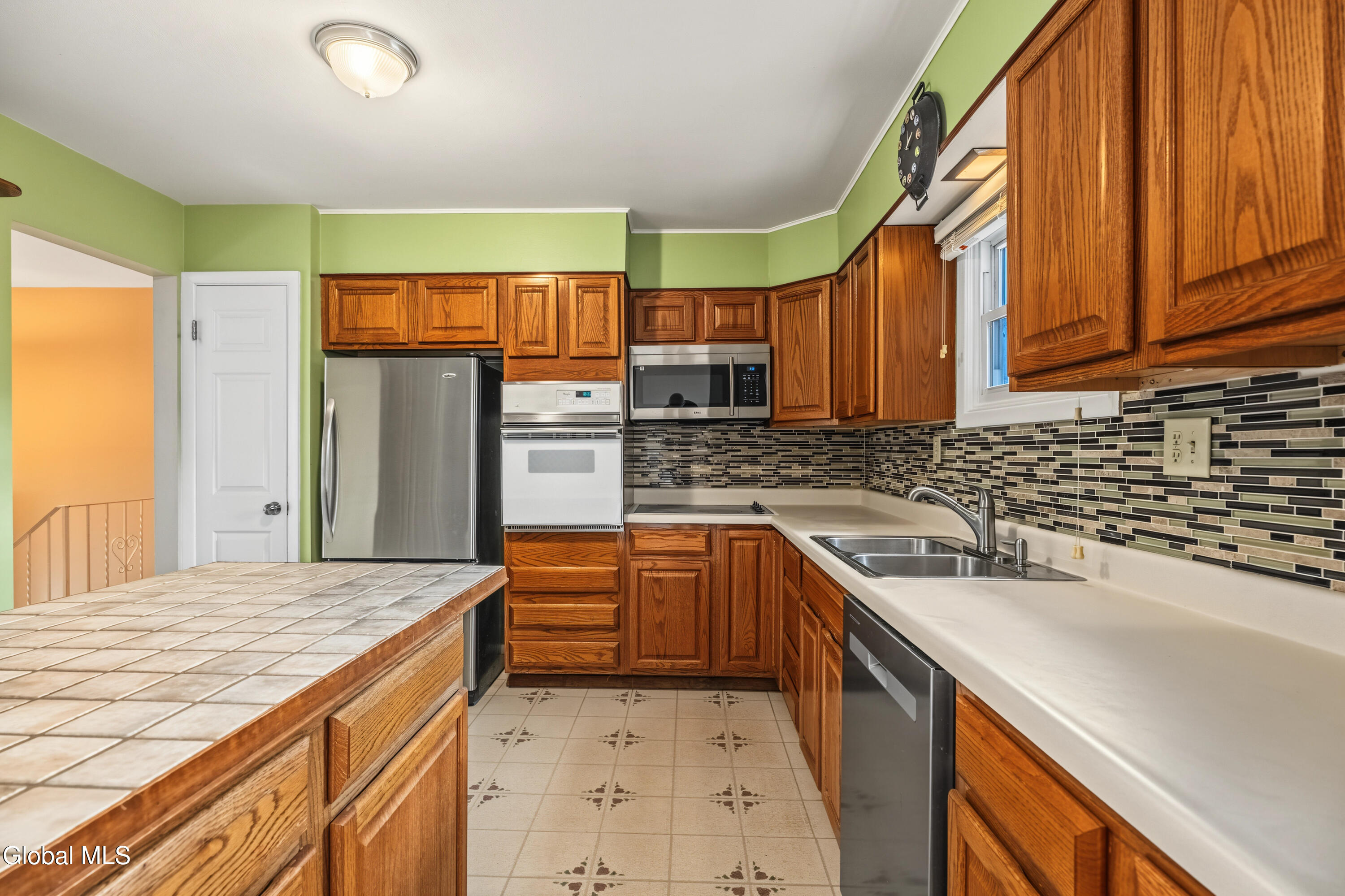 3086 E Old State Road Schenectady NY 12303