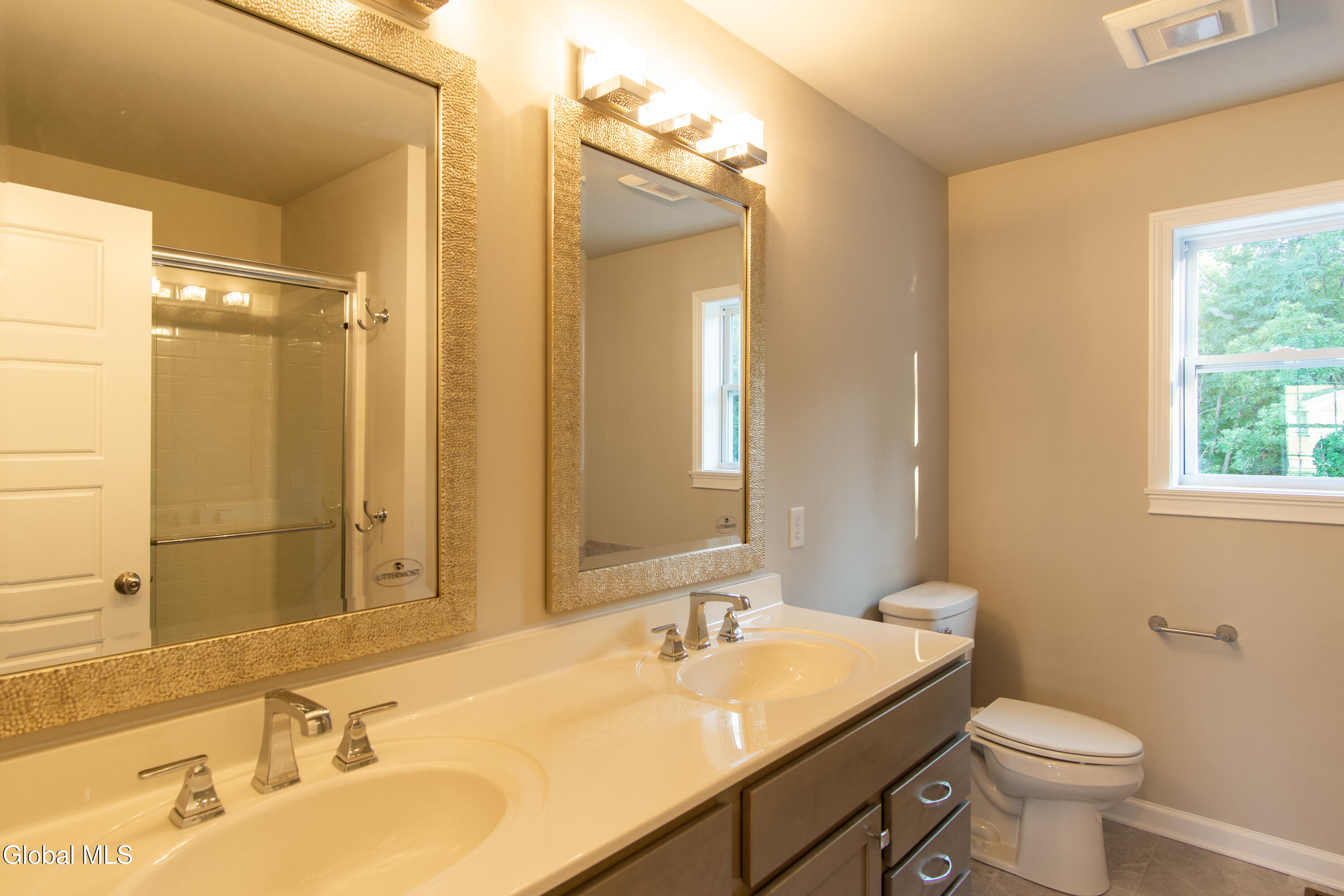 5 Mapleton Court Clifton Park NY 12065