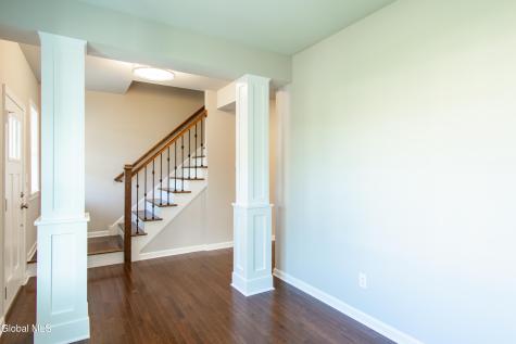 5 Mapleton Court Clifton Park NY 12065