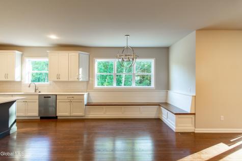 5 Mapleton Court Clifton Park NY 12065