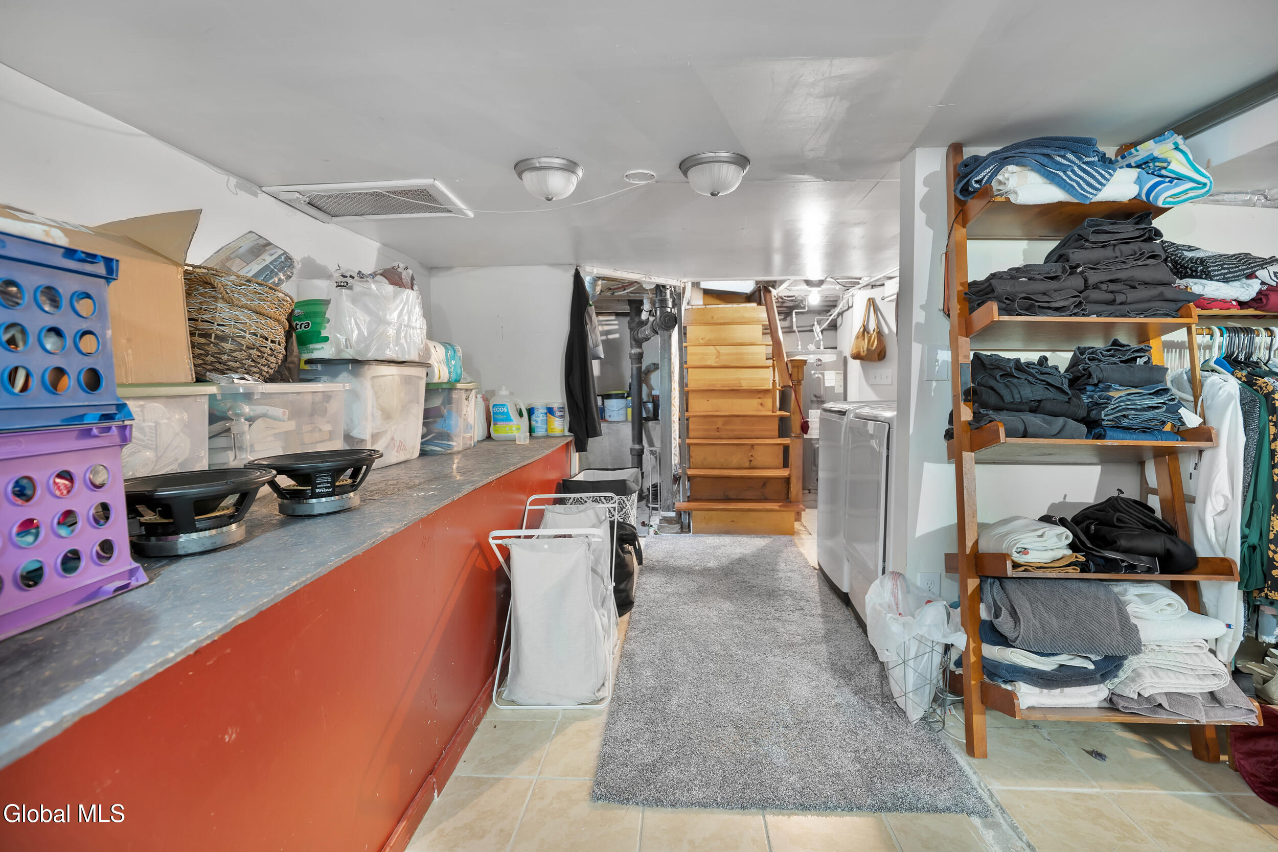 2093 Oaklawn Avenue Schenectady NY 12306