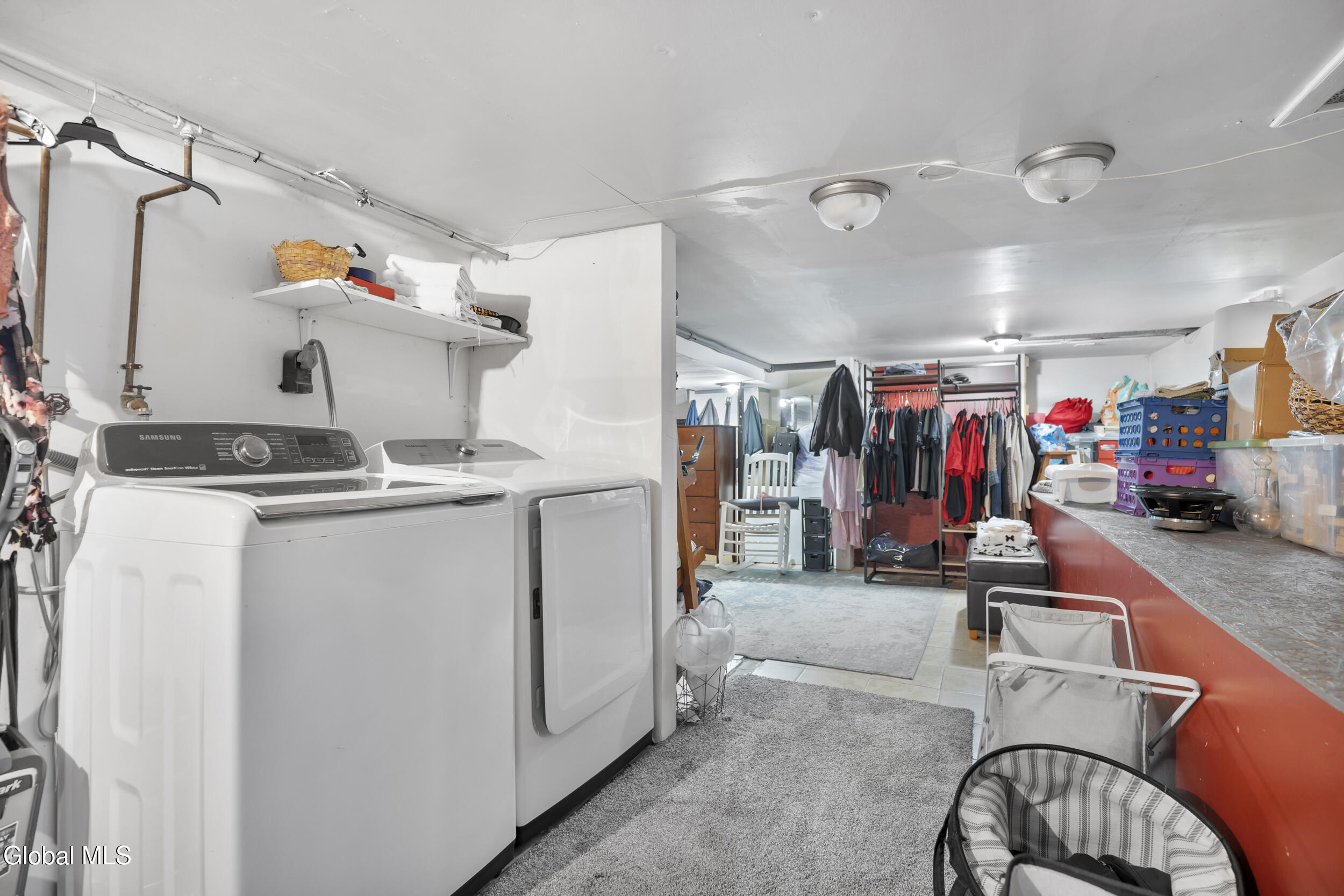2093 Oaklawn Avenue Schenectady NY 12306