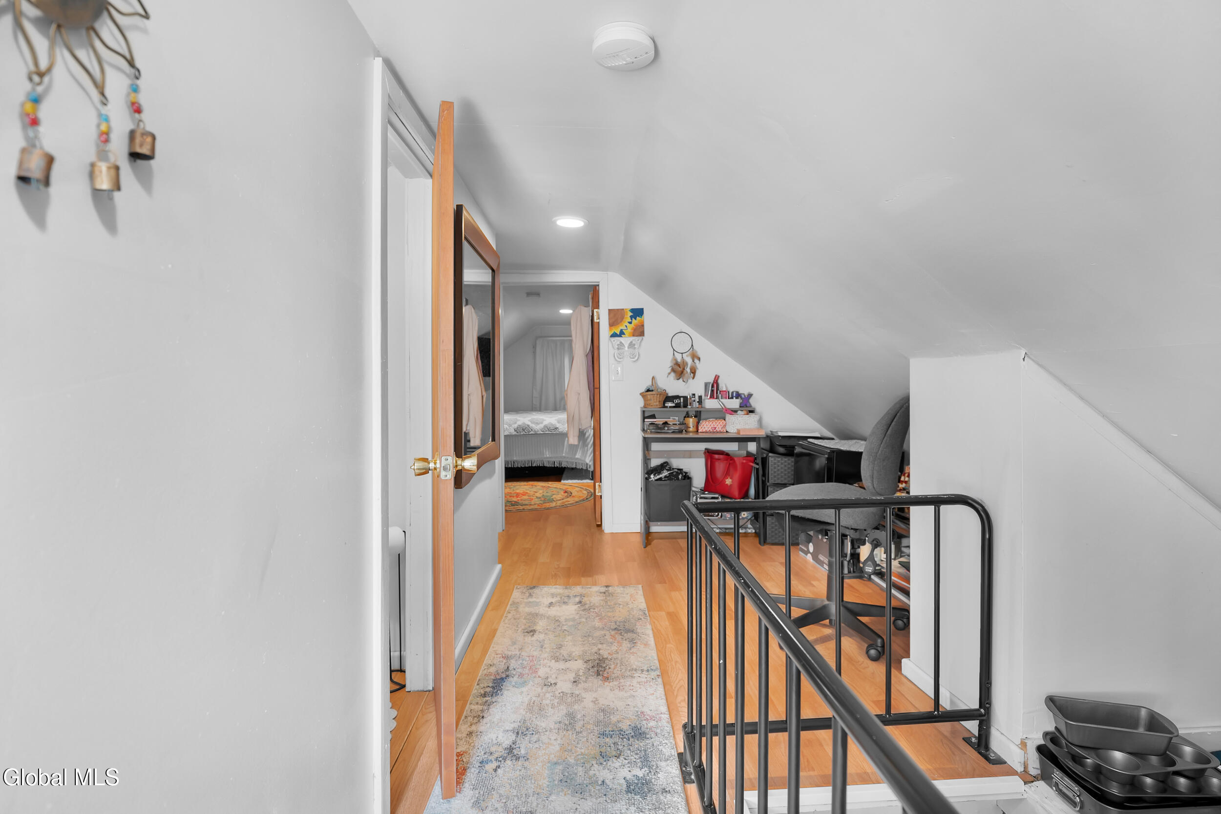 2093 Oaklawn Avenue Schenectady NY 12306