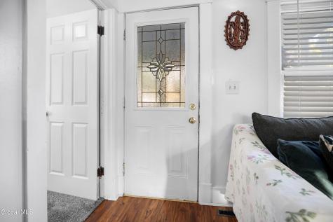 2093 Oaklawn Avenue Schenectady NY 12306