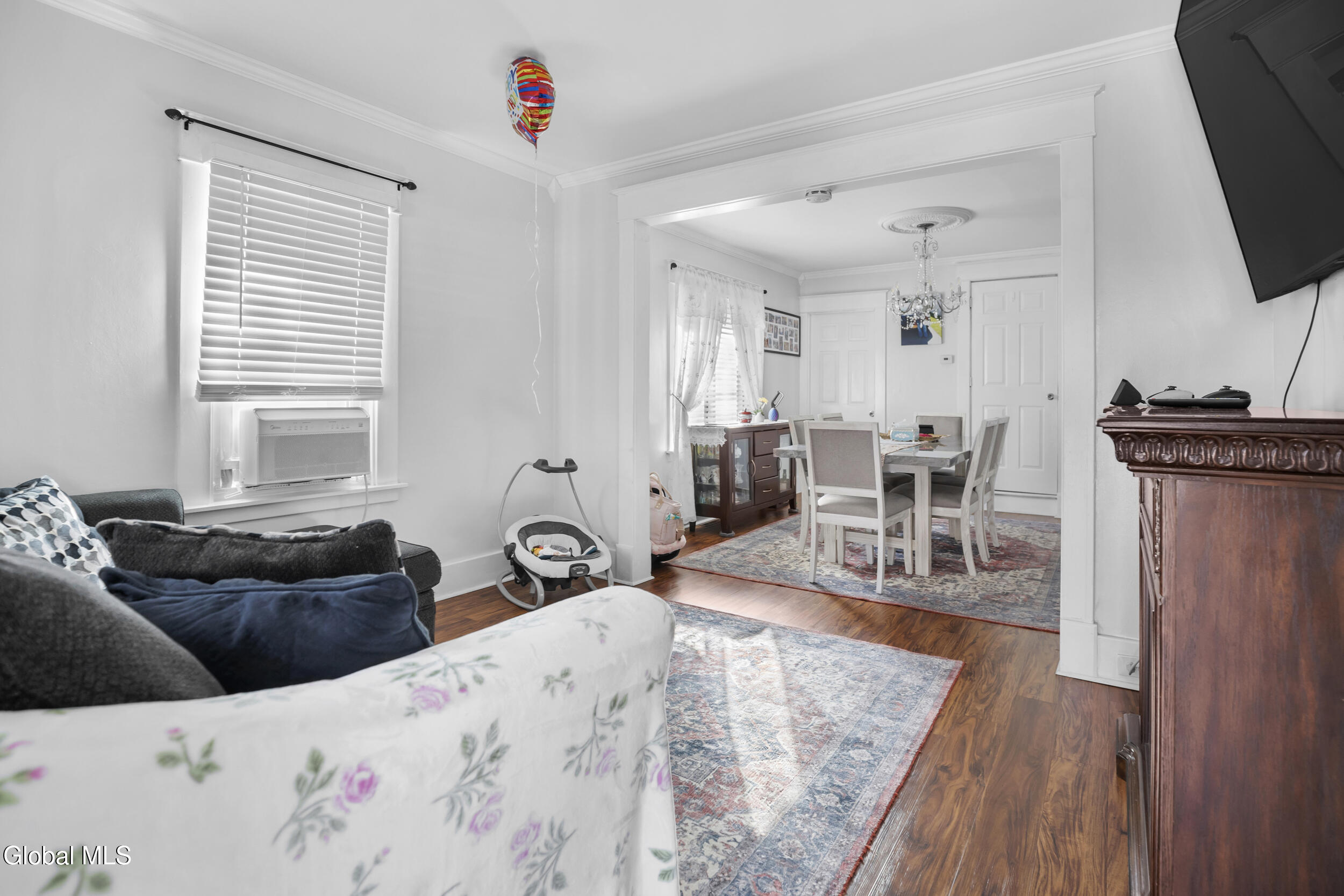 2093 Oaklawn Avenue Schenectady NY 12306